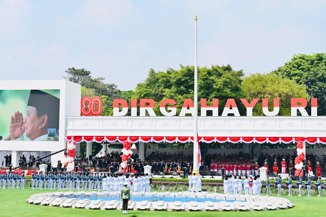 Hari Pelanggan Nasional, Rangkaian Peringatan HUT RI Berlangsung Khidmat dan Meriah Pasokan Listrik PLN Andal