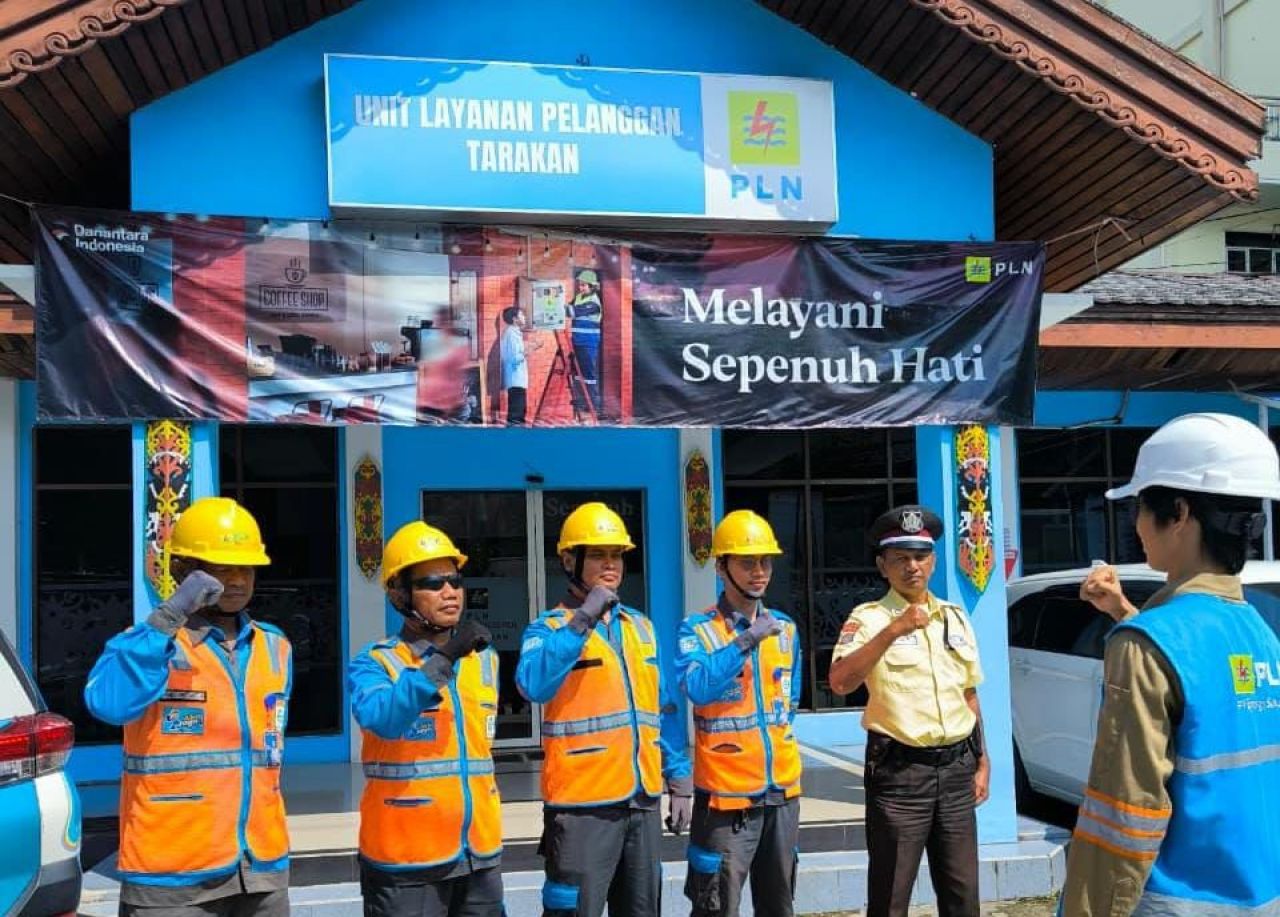 Jaga Terang di Hari Kemenangan, Cerita Petugas PLN Amankan Keandalan Listrik di Momen Idulfitri
