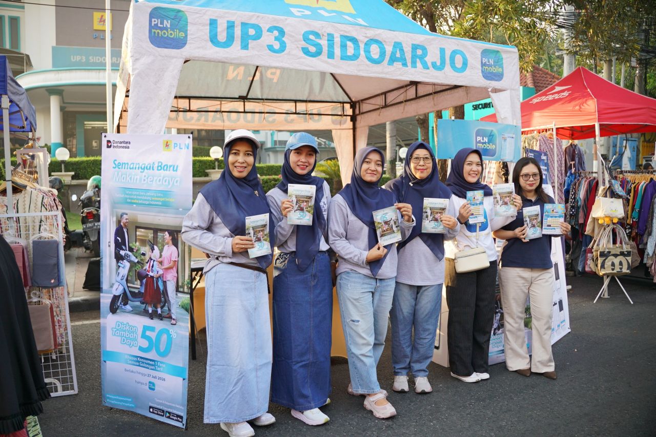 ICONNET Jatim & PLN UP3 Sidoarjo Hadir di CFD Alun Alun Sidoarjo, Tawarkan Promo Gratis Tambah Daya Listrik 50 %