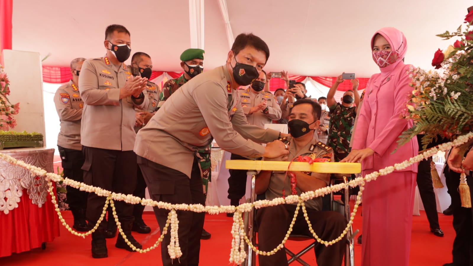 Program "Semangat" Polda Jatim untuk kesejahteraan pegawai negeri pada Polri