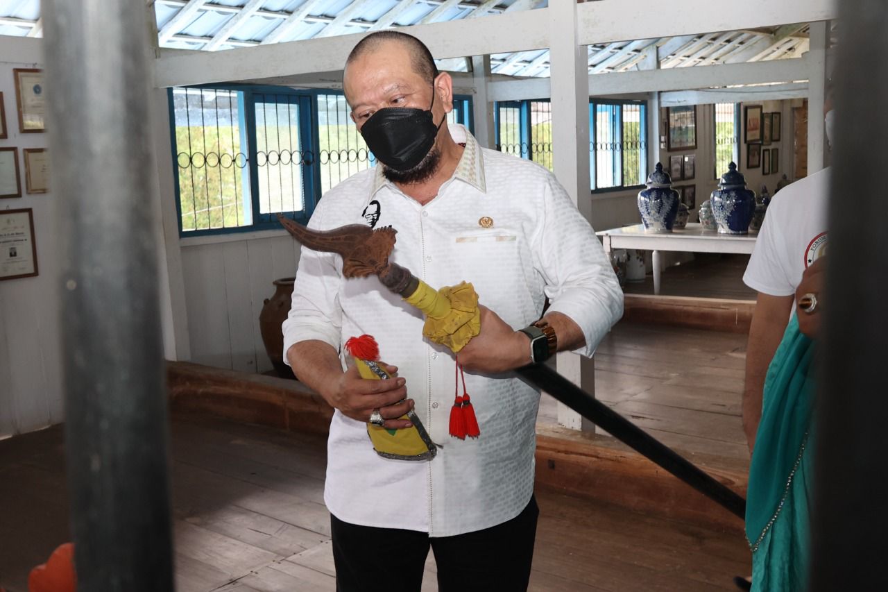 Ketua DPD RI Sesalkan Pencurian Benda-Benda Bersejarah