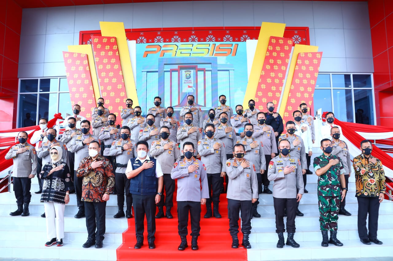 Resmikan Gedung Presisi dan RS Bhayangkara, Kapolri Harap Pelayanan Masyarakat dan Anggota Makin Optimal