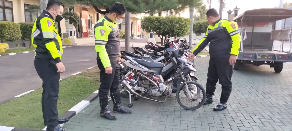 Patroli Sahur Satuan Lantas Polres Magetan Berhasil Gagalkan Balap Liar