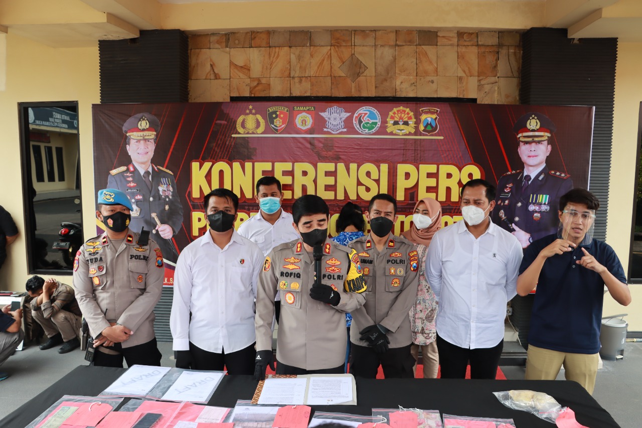 Polres Mojokerto Kota Berhasil Menggagalkan Peredaran 2,4 Ton Telur Busuk