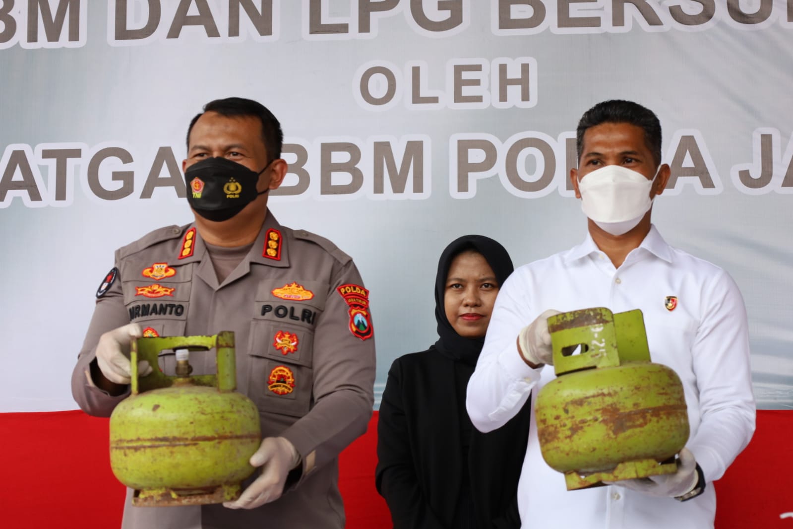 Polda Jatim Bongkar Penyalagunaan BBM dan Elpiji Bersubsidi