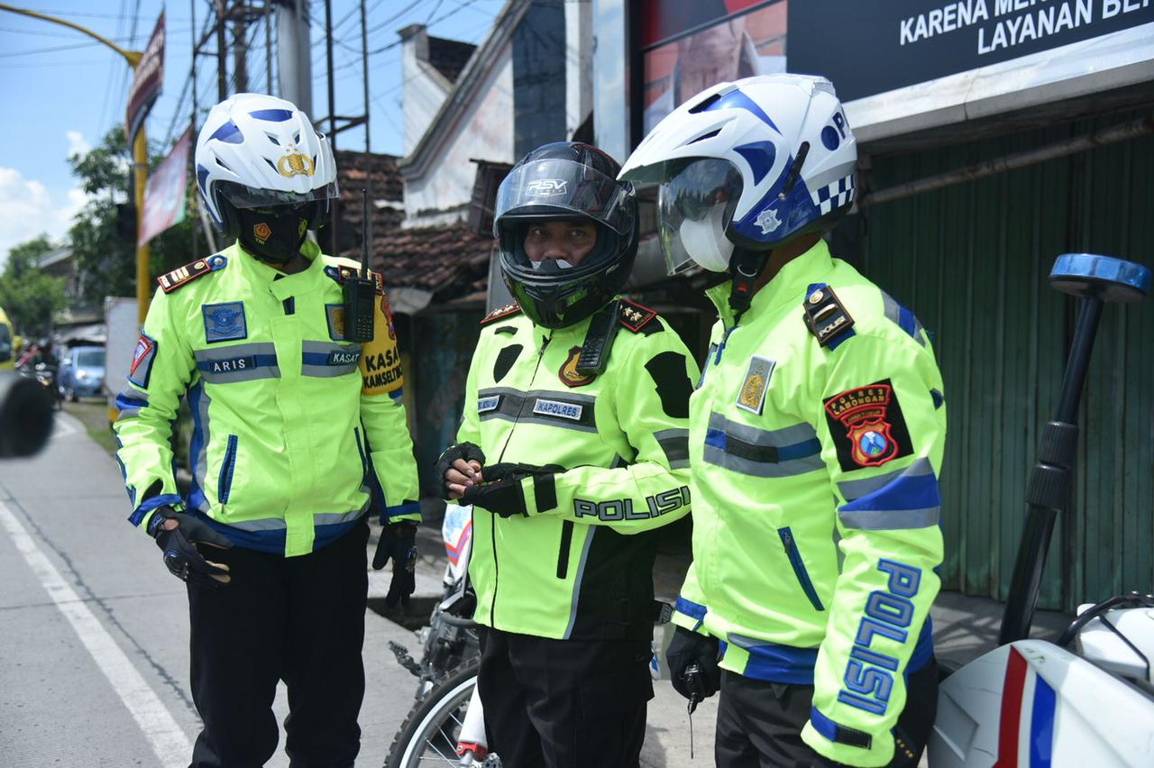 Jamin Arus Balik Lebaran Aman dan Lancar,Kapolres Lamongan Pimpin Operasi Cekal
