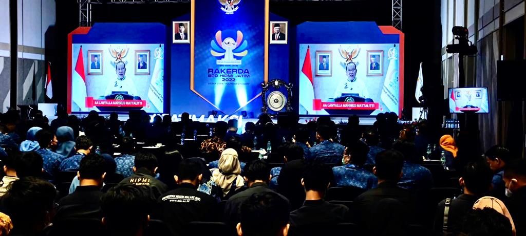 Di Rakerda HIPMI Jatim, Ketua DPD RI: Perekonomian Bangsa Wajib Sejahterakan Rakyat