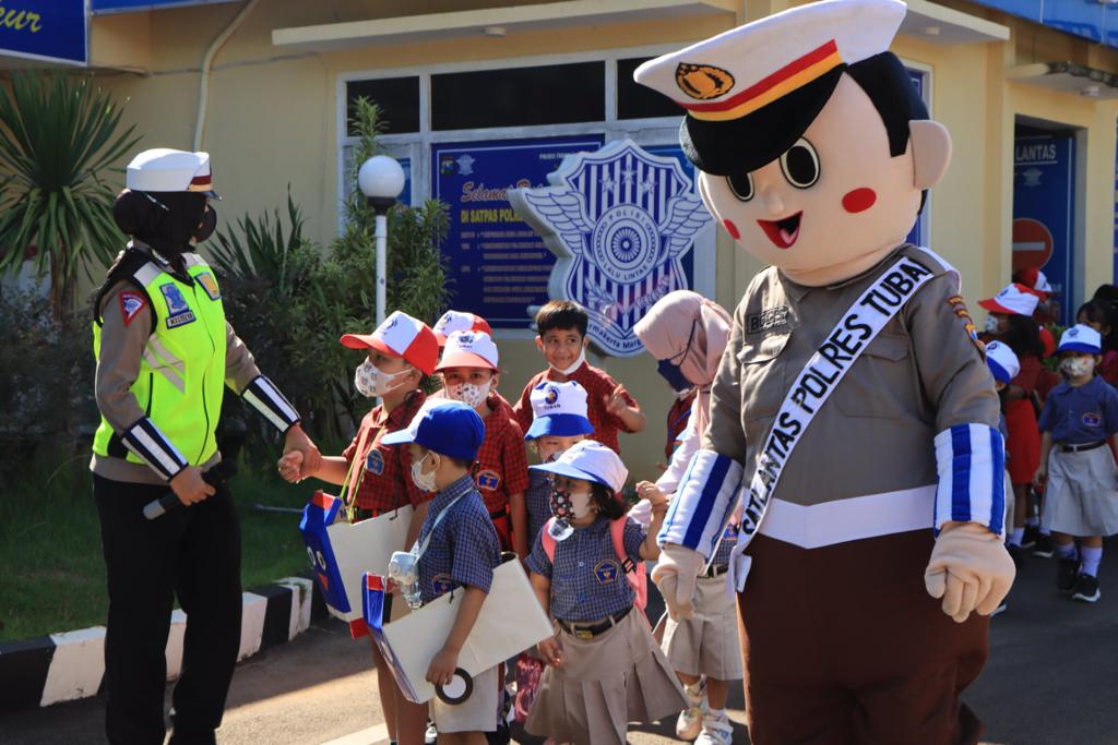 Polres Tuban Tumbuhkan Kesadaran Hukum Sejak Usia Dini Melalui Program Polsanak