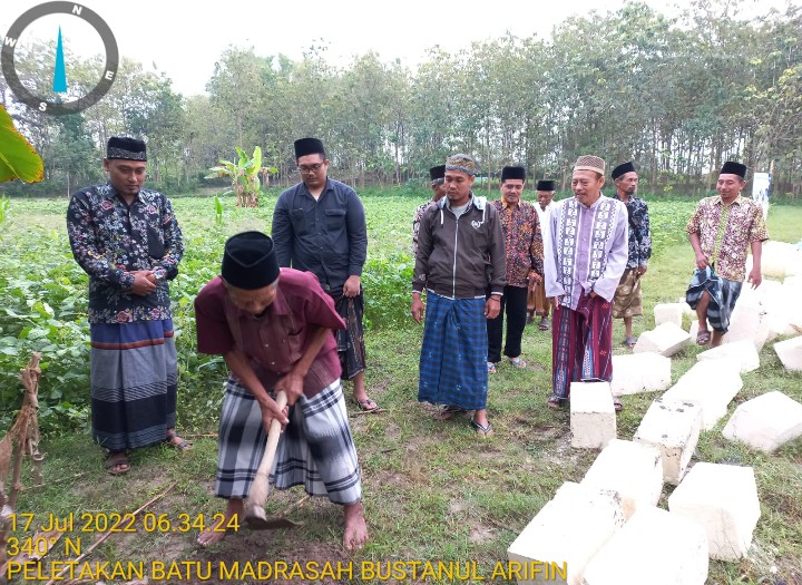 Peletakan Batu Pertama Pembangunan Madrasah Bustanul Arifin Gunungmulyo
