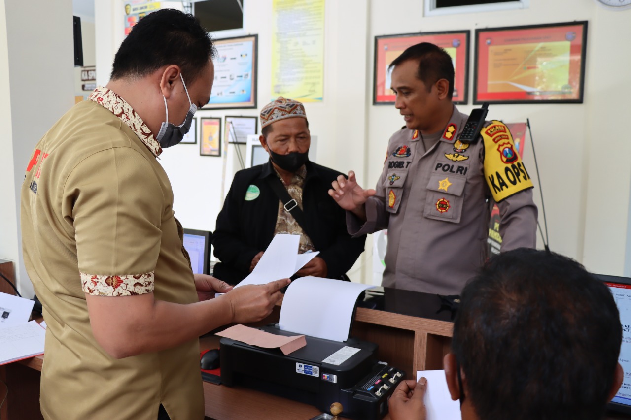 Program Quick Wins Presisi, Kapolres Pamekasan Pastikan Pelayanan SPKT Berjalan Baik