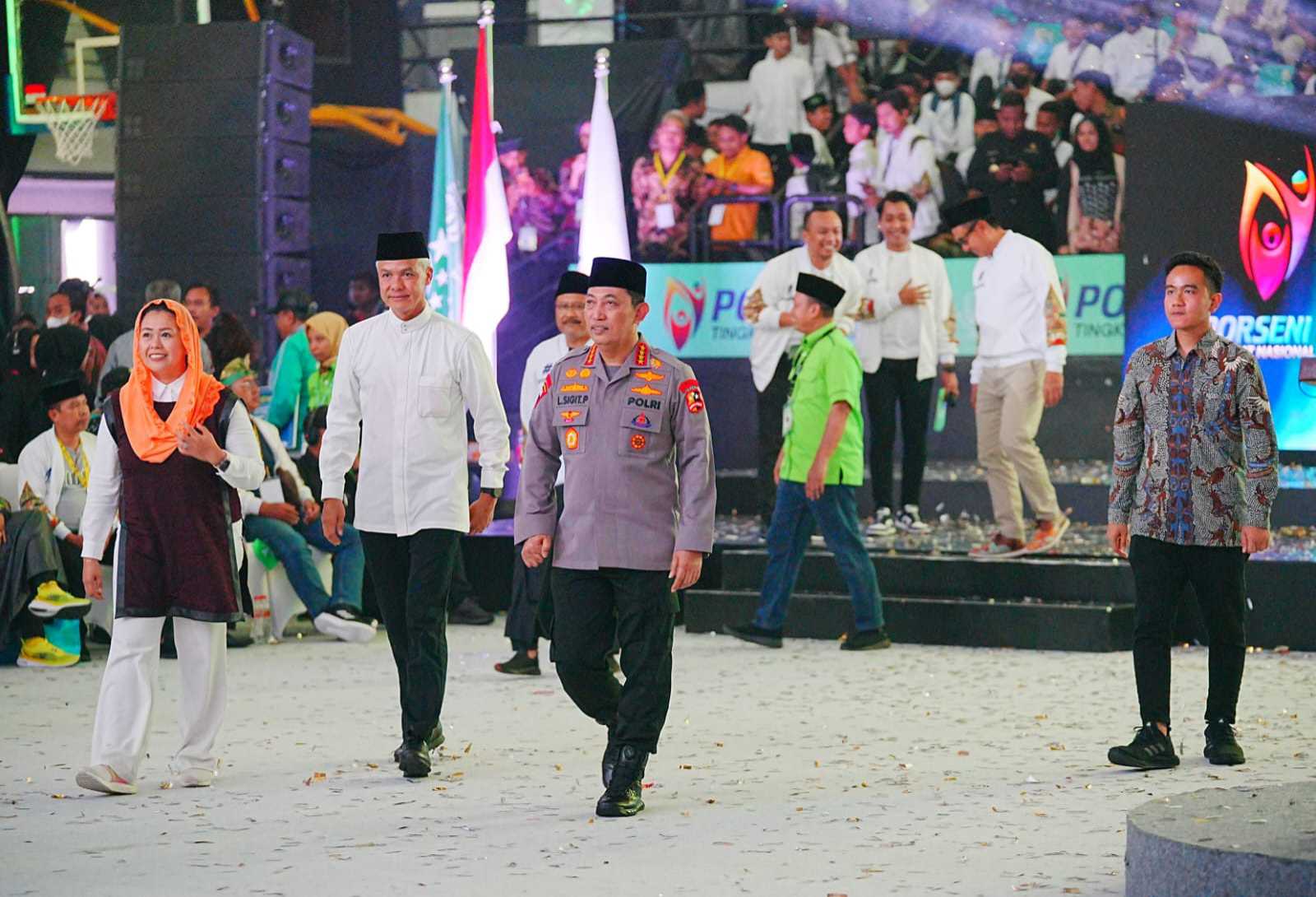 Kapolri Gelorakan Semangat Persatuan-Kesatuan Saat Tutup Porseni NU