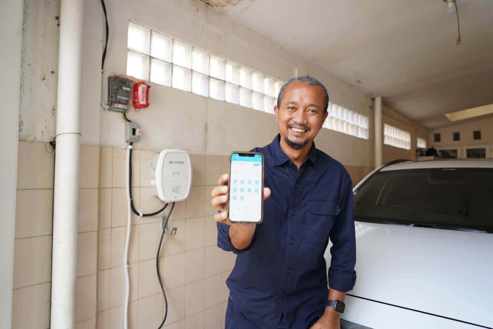 Home Charging Produk Layanan PLN untuk Kebutuhan Pengisian Baterai Kendaraan Listrik di Rumah