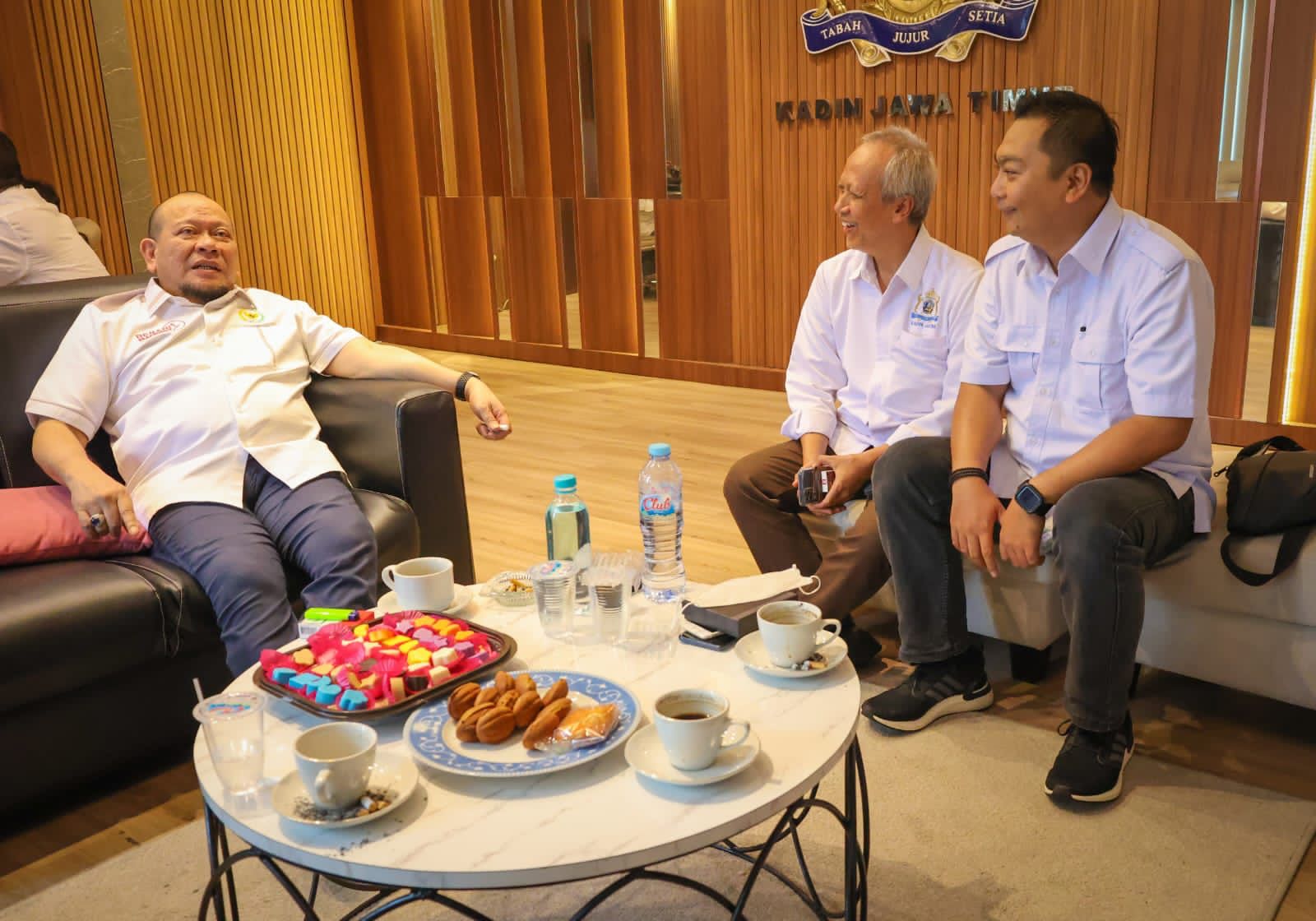 Bertemu Ketua DPD RI, Asperapi Minta Kemenparekraf Buat Standar Biaya Perizinan Pameran