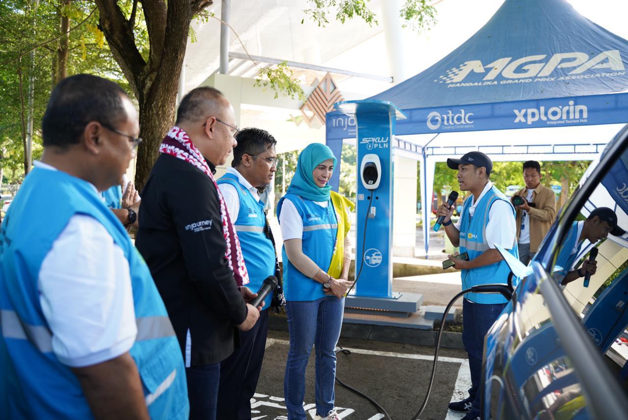 Dukung Green Tourism, PLN Gandeng ITDC Pasang SPKLU di KEK Mandalika