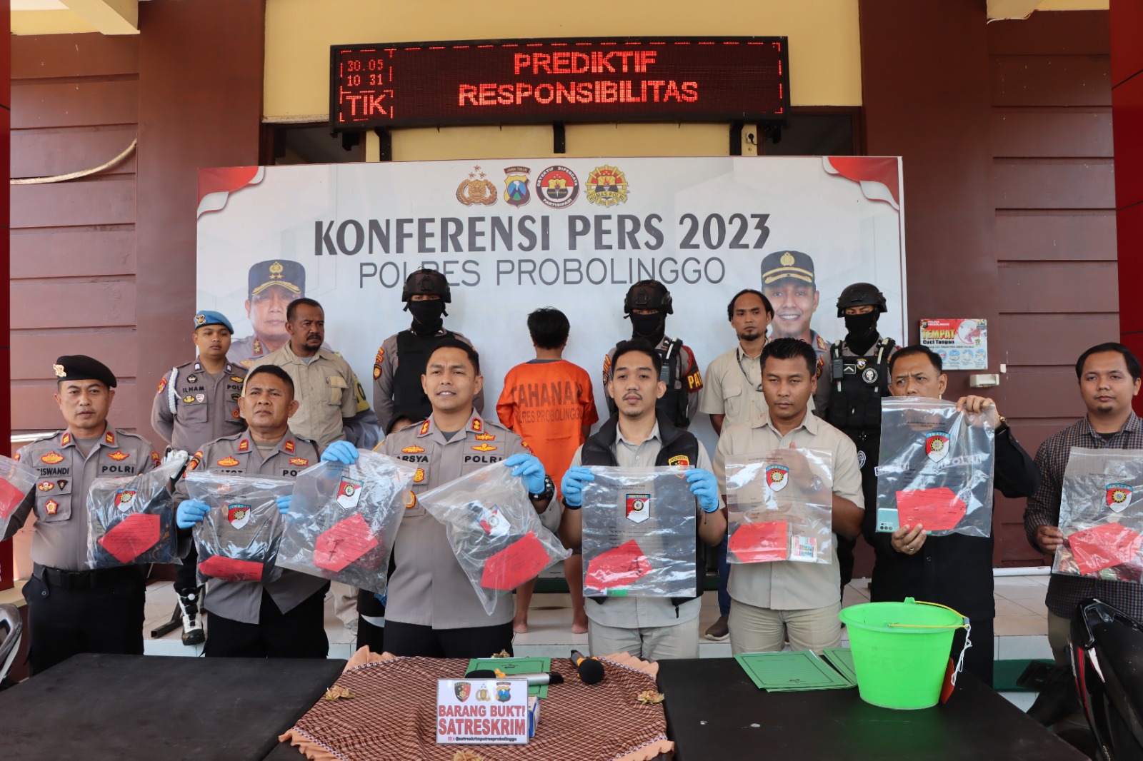 Polisi Berhasil Menangkap Dalang Pembakaran Mobil Milik Ketua LSM di Probolinggo