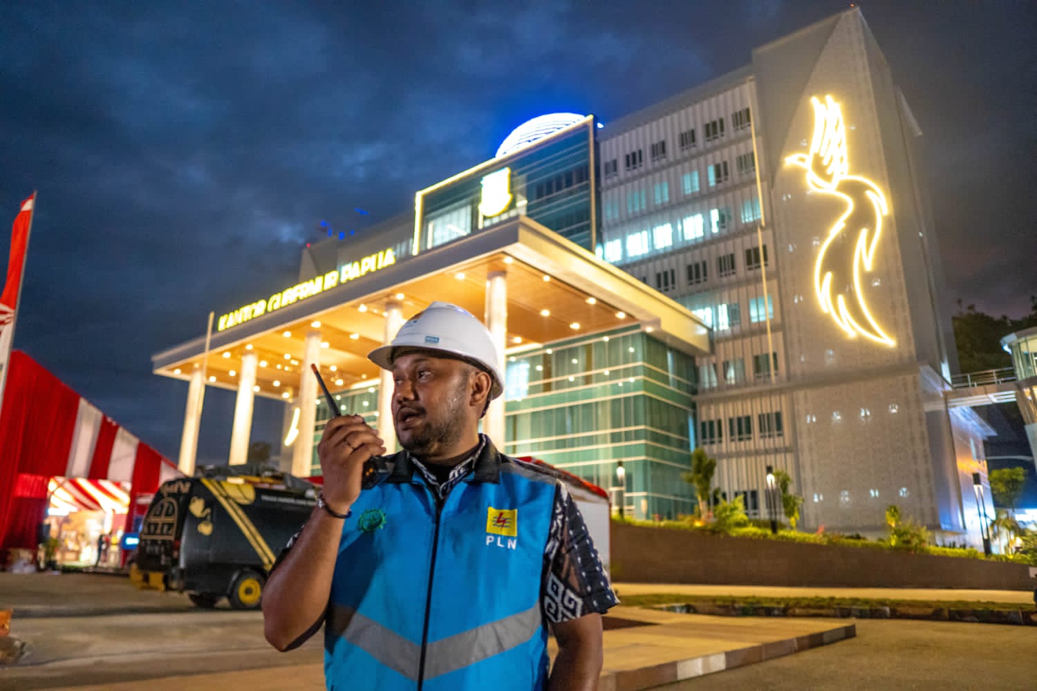 Di Papua, Presiden RI Kunjungi Desa Berdaya Taman Inspirasi Waibu, Binaan PLN
