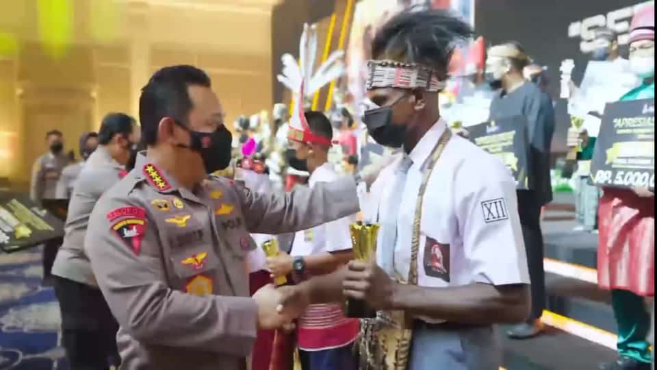 Pemenang Lomba Menulis Surat Untuk Kapolri dari Papua Lulus Bintara Polri 2023